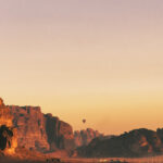 Heißluftballon bei Sonnenaufgang - Wadi Rum, JORDANIEN