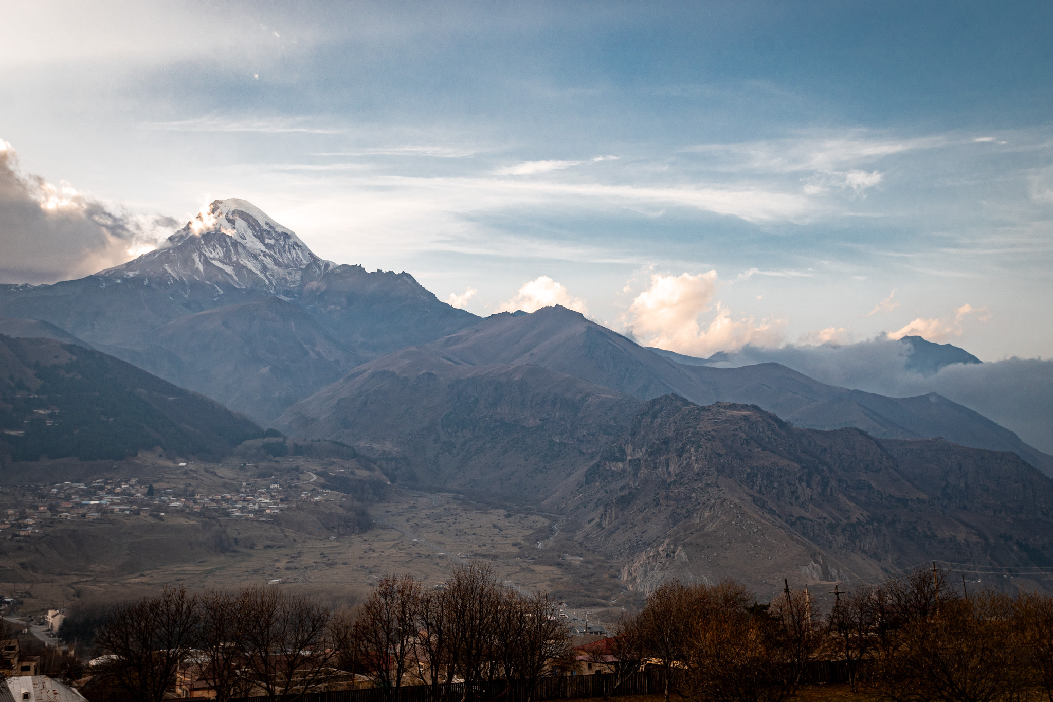 Der Kaukasus – Lebensader und Barriere