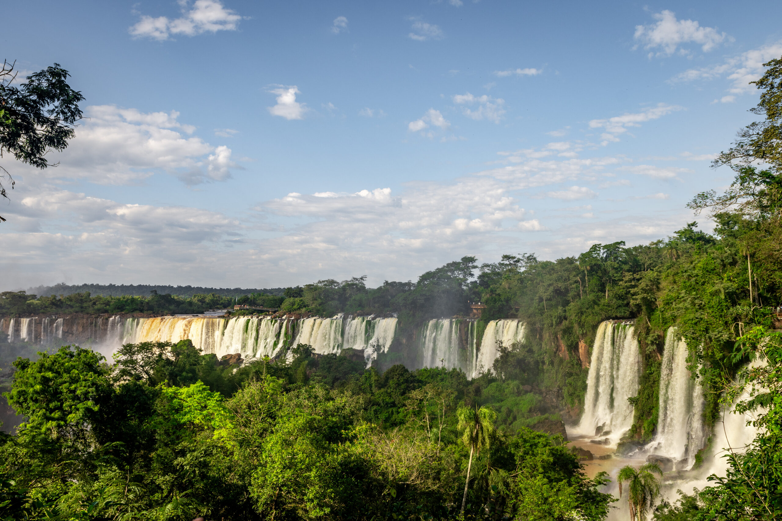 Iguazú – Wasserfälle am Dreiländereck